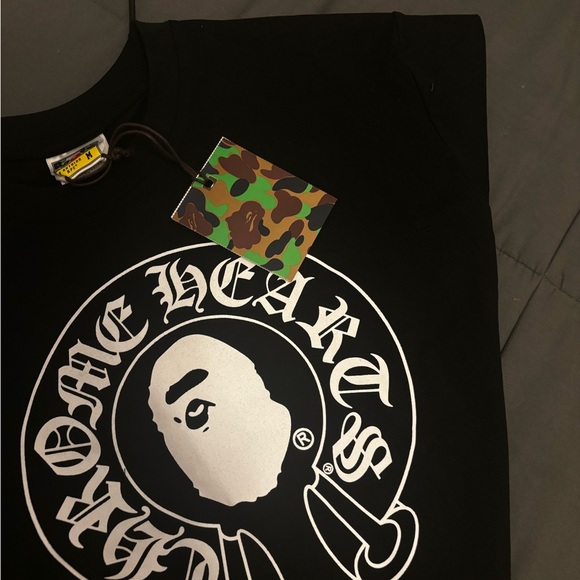 Bape Black and White Graphic T-Shirt - Picture 3 of 3